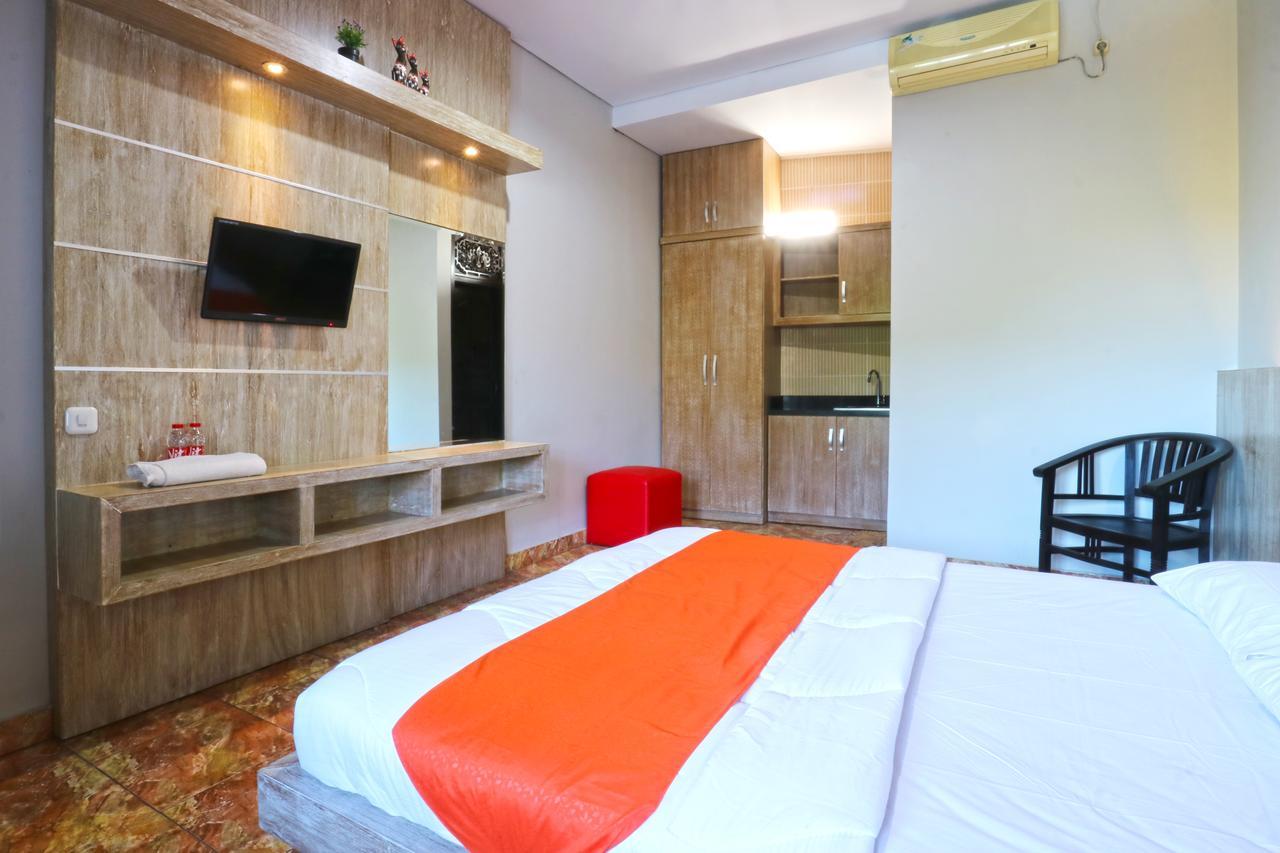 Bangsal Homestay Denpasar  Bagian luar foto
