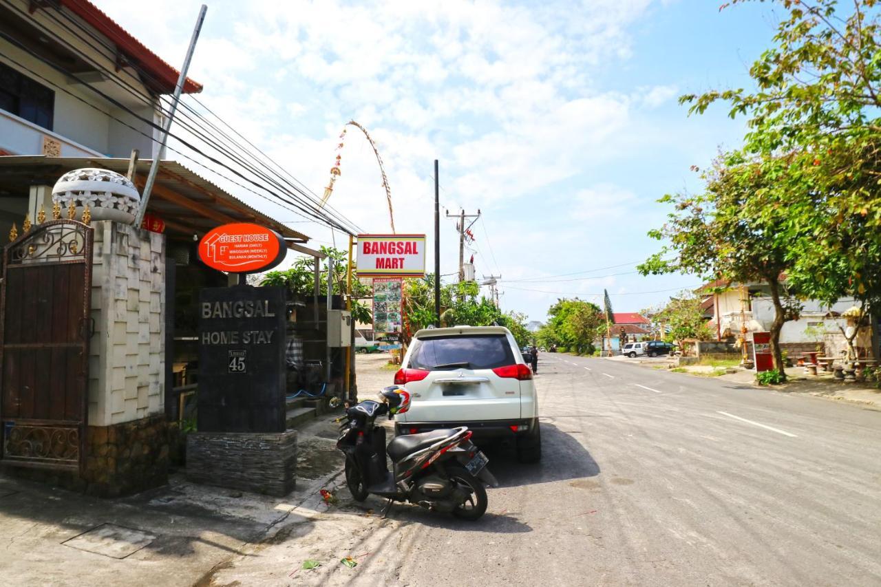 Bangsal Homestay Denpasar  Bagian luar foto