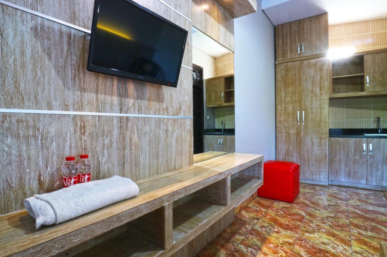 Bangsal Homestay Denpasar  Bagian luar foto
